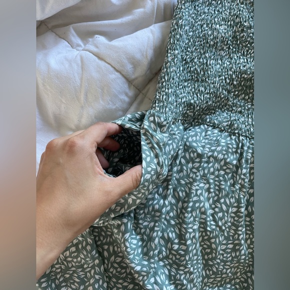 Beautiful ONLY dress - Picture 2 of 5